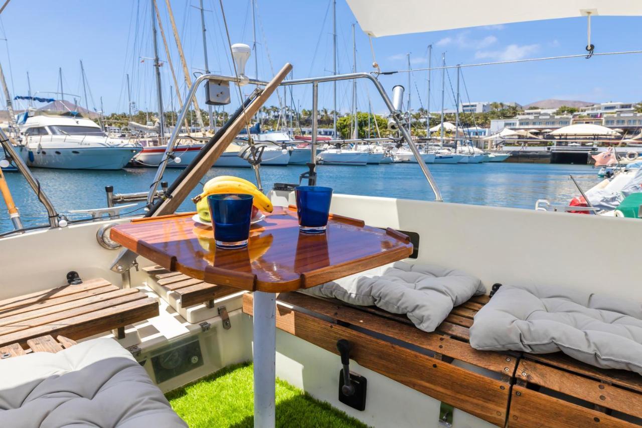 Seaside Chill-Out Stay On A Sail Yacht Пуерто-Калеро Екстер'єр фото